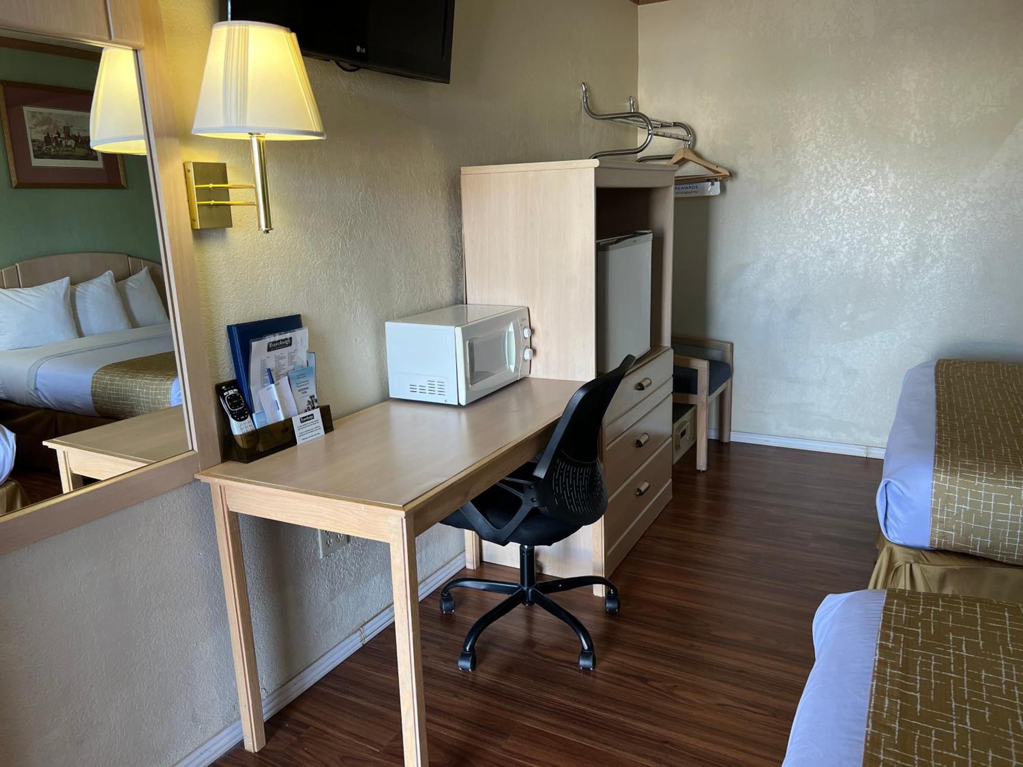 Travelodge By Wyndham Holbrook Zewnętrze zdjęcie