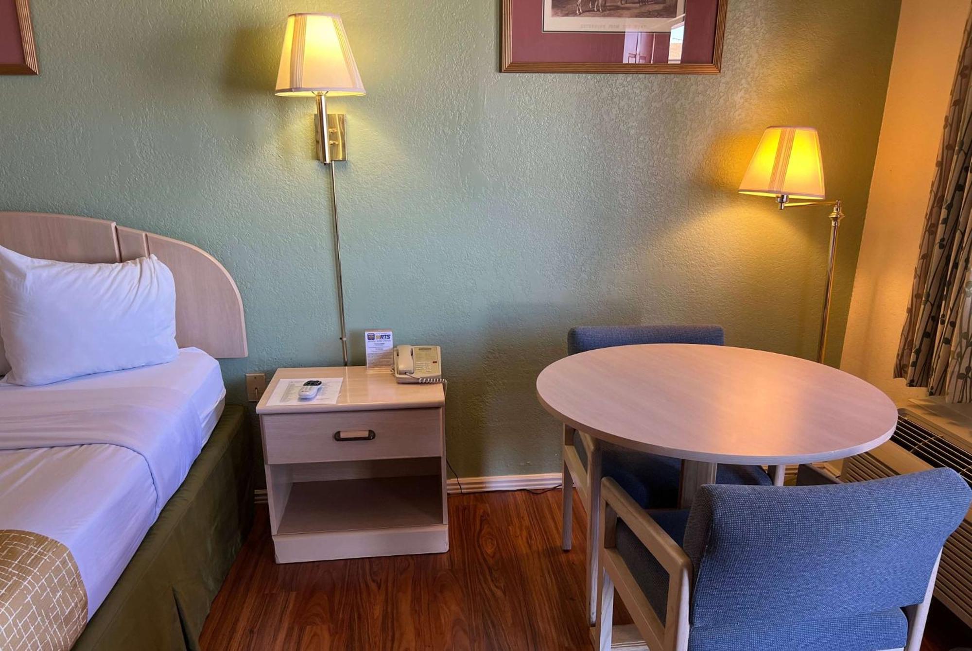 Travelodge By Wyndham Holbrook Zewnętrze zdjęcie